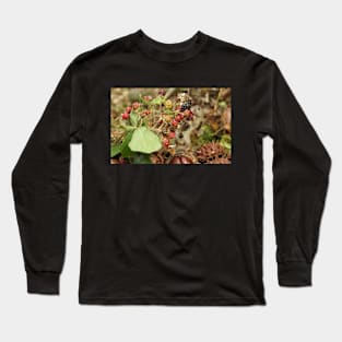 The Mouse that Lives by the black berry's Long Sleeve T-Shirt